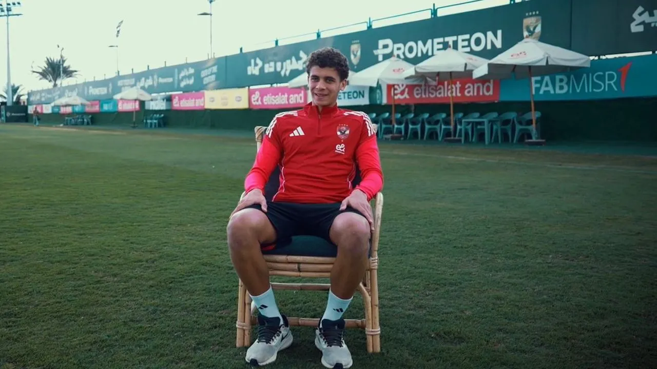 تحرك قانوني.. الأهلي يؤمن مكاسبه المالية من انتقال حمزة عبد الكريم إلى برشلونة